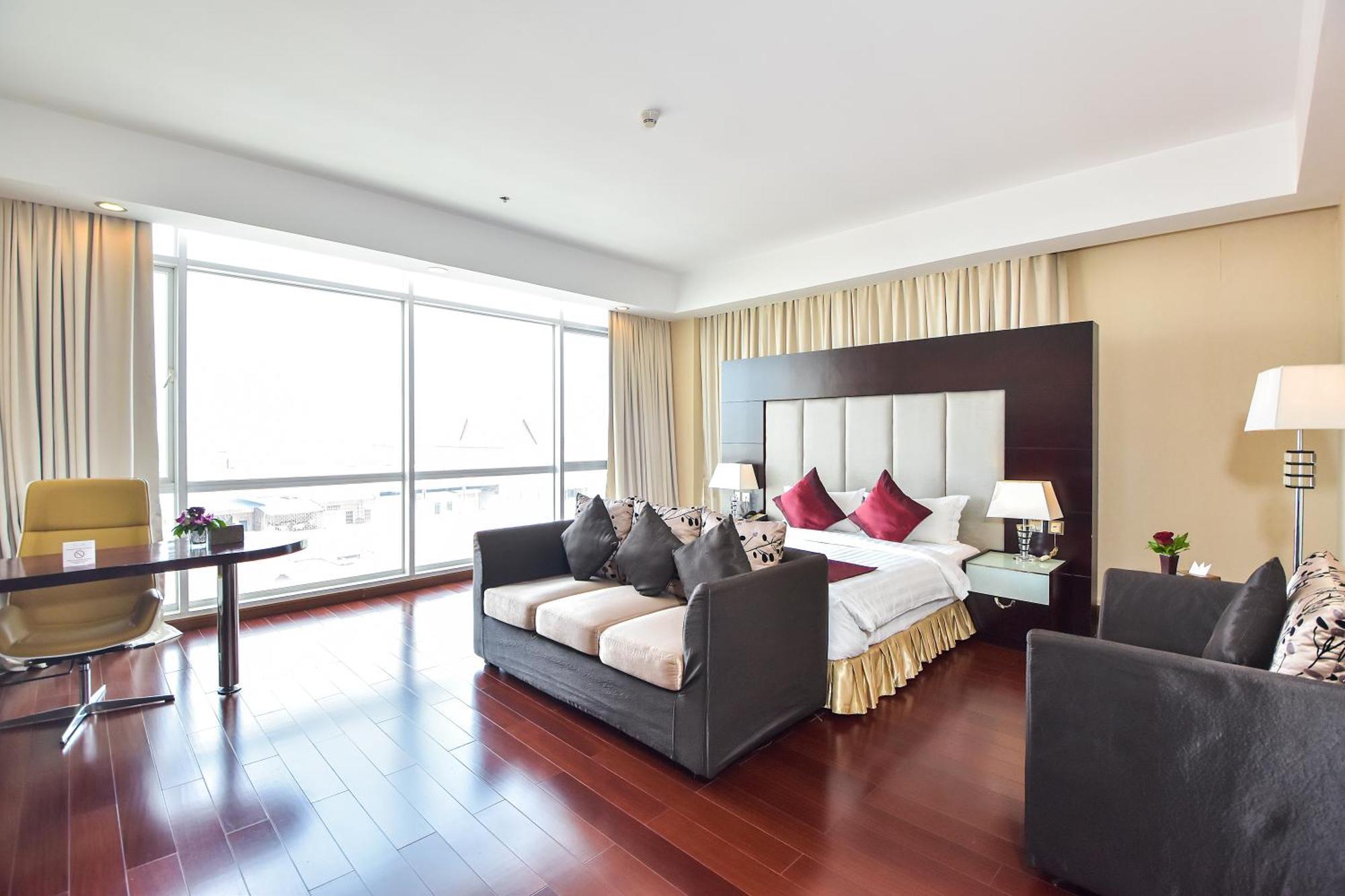 Dara Airport Hotel Phnom Penh Exterior photo