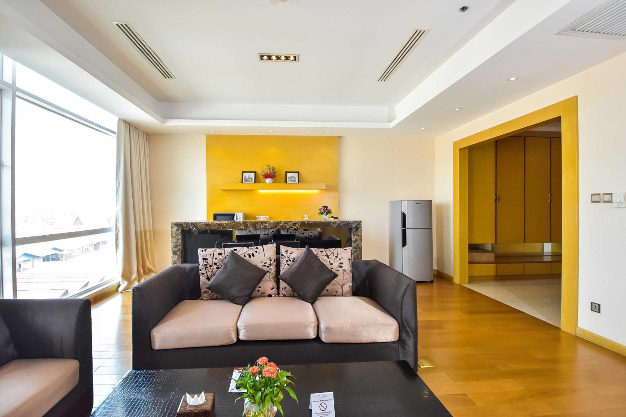 Dara Airport Hotel Phnom Penh Exterior photo