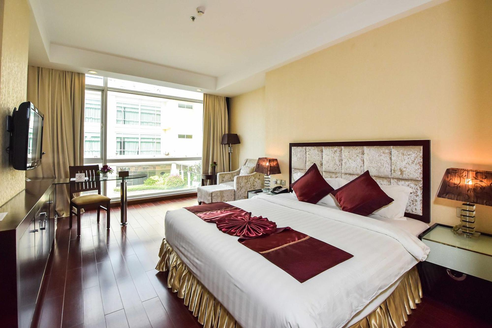 Dara Airport Hotel Phnom Penh Exterior photo